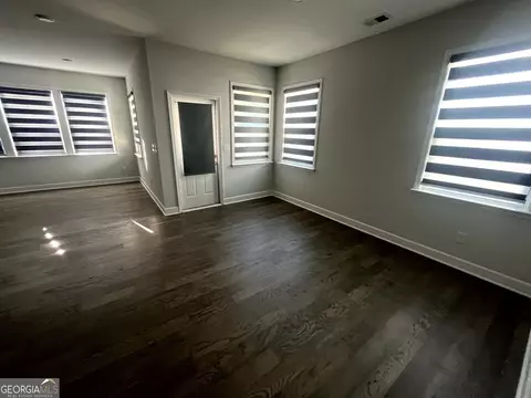 Living - 811 Pineberry Ct, Grayson, GA 30017 photo 5 of 7