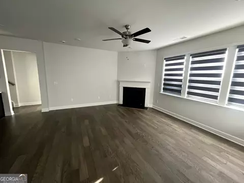 Living - 811 Pineberry Ct, Grayson, GA 30017 photo 1 of 7