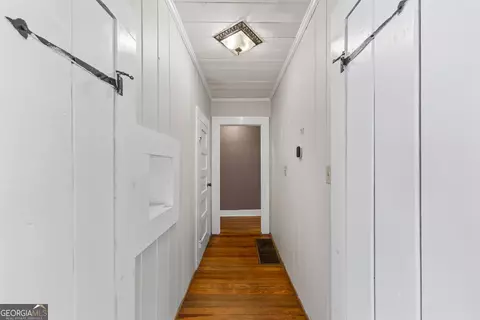 Entry Way - 124 Boulevard, Toccoa, GA 30577 photo 2 of 11