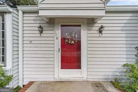 Exterior - 124 Boulevard, Toccoa, GA 30577 photo 6 of 6