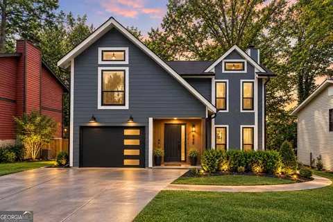 946 Fox Chase Ln, Riverdale, GA 30296