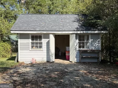181 Lyons St, Jackson, GA 30233 photo 3