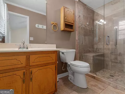 Bath - 720 Kirkland Rd, Covington, GA 30016 photo 4 of 5