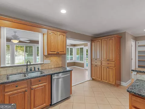 Kitchen - 720 Kirkland Rd, Covington, GA 30016 photo 6 of 8