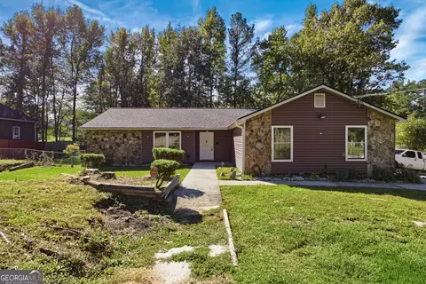 Exterior - 5683 Cape Cod Ln, Lithonia, GA 30038 photo 2 of 6