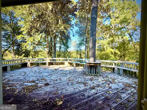 Exterior - 511 Brookdale Dr, Dublin, GA 31021 photo 2 of 8
