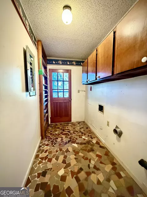 Other - 511 Brookdale Dr, Dublin, GA 31021 photo 2 of 12