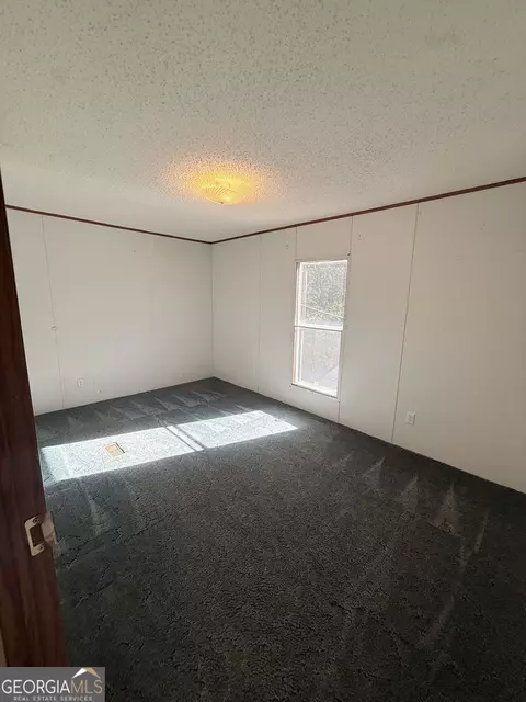 Bedroom - 5180 Old Cornelia Hwy, Lula, GA 30554 photo 2 of 3