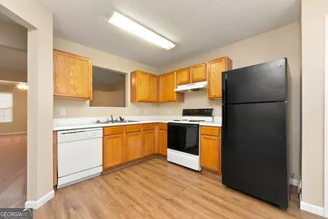 Kitchen - 2820 Norfair Loop, Lithonia, GA 30038 photo 1 of 2