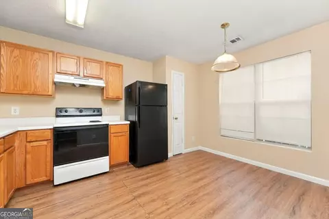 Kitchen - 2820 Norfair Loop, Lithonia, GA 30038 photo 2 of 2