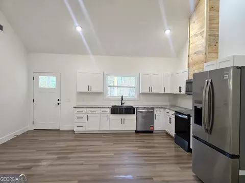 Kitchen - 1128 Clarks Bridge Rd, Stapleton, GA 30823 photo 2 of 2