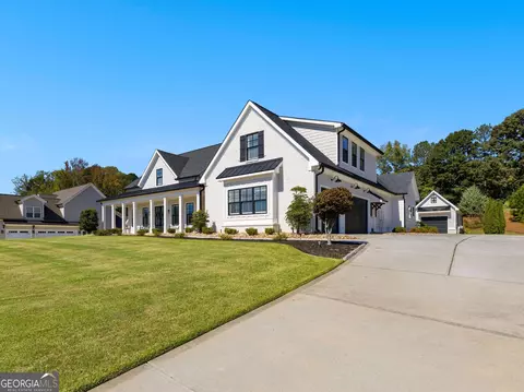 Exterior - 160 Brayden Dr, Tyrone, GA 30290 photo 2 of 14