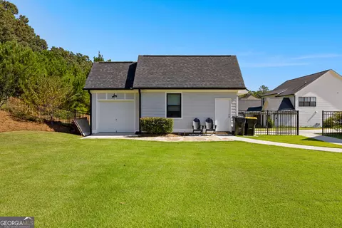 Exterior - 160 Brayden Dr, Tyrone, GA 30290 photo 9 of 14