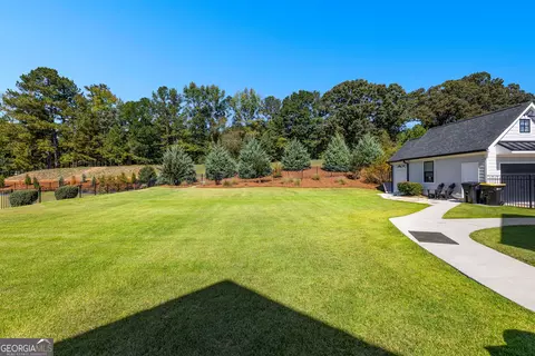 Exterior - 160 Brayden Dr, Tyrone, GA 30290 photo 12 of 14