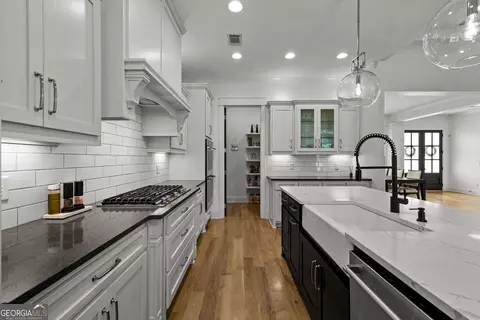 Kitchen - 160 Brayden Dr, Tyrone, GA 30290 photo 5 of 8