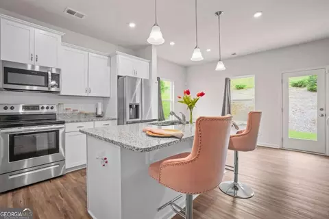 Kitchen - 10 Kane Dr, Jasper, GA 30143 photo 1 of 1