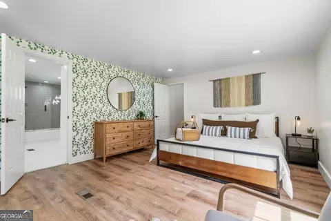 Bedroom - 163 Leonard Rd, Lagrange, GA 30241 photo 2 of 4