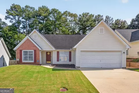 2210 Laurel Pointe Ln, Lawrenceville, GA 30043