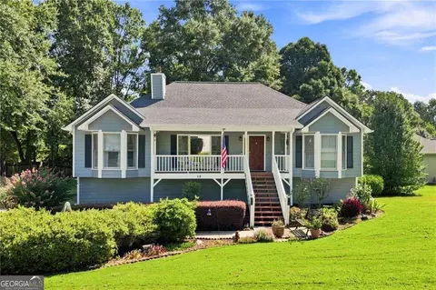 15 Yellowstone Dr, Powder Springs, GA 30127
