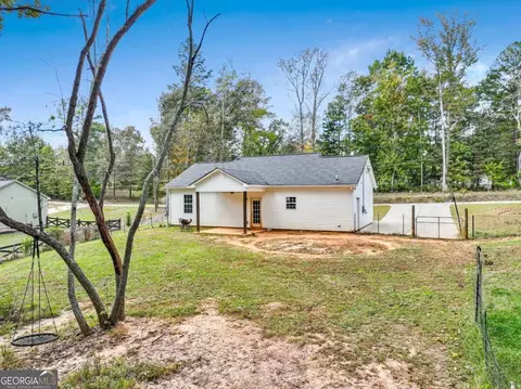 Exterior - 47 Weathington Rd, Temple, GA 30179 photo 6 of 9
