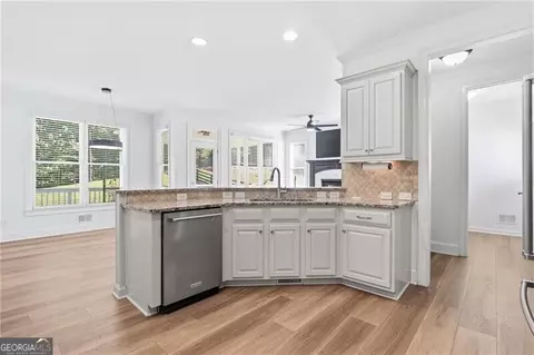 Kitchen - Undisclosed, Canton, GA 30115 photo 5 of 7