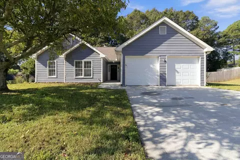 4215 Fox Chase Dr, Loganville, GA 30052