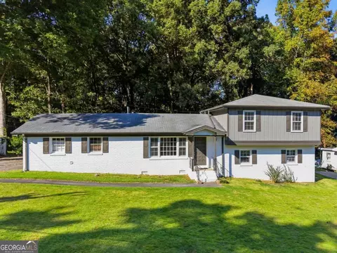 4307 Parkview Dr, Lithia Springs, GA 30122