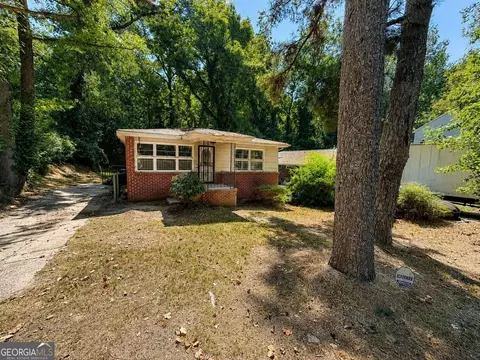 223 Childs Dr NW, Atlanta, GA 30314