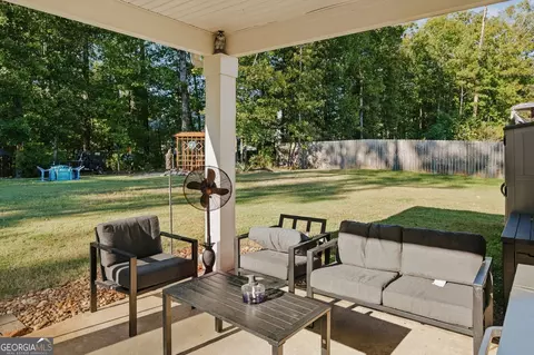 Exterior - 709 Springhill Dr, Gray, GA 31032 photo 4 of 10