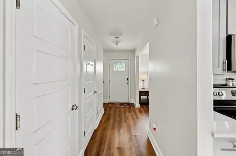 Entry Way - 709 Springhill Dr, Gray, GA 31032 photo 1 of 3