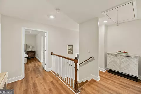 Entry Way - 709 Springhill Dr, Gray, GA 31032 photo 3 of 3