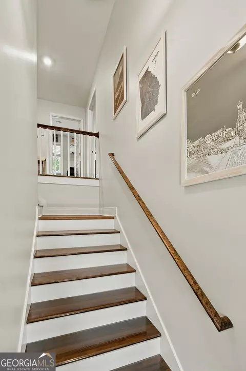 Entry Way - 709 Springhill Dr, Gray, GA 31032 photo 2 of 3