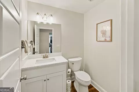 Bath - 709 Springhill Dr, Gray, GA 31032 photo 5 of 5