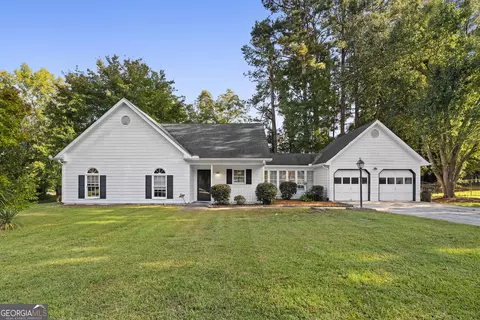 905 Burning Bush Dr, Loganville, GA 30052