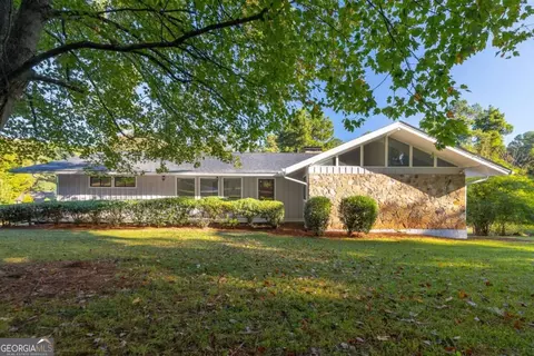 3385 Laren Ln SW, Atlanta, GA 30311