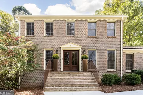 2119 Gunstock Dr, Stone Mountain, GA 30087