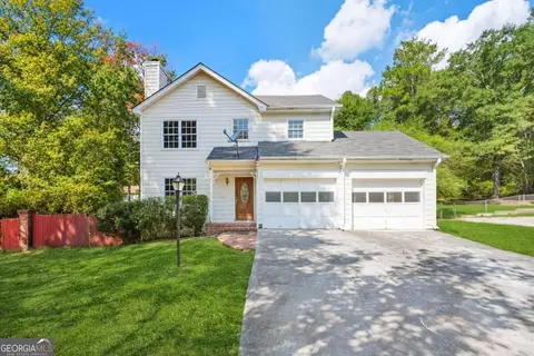 1215 Masters Ln, Snellville, GA 30078