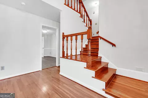 Entry Way - Undisclosed, Warner Robins, GA 31088 photo 4 of 8
