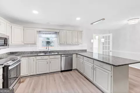 Kitchen - Undisclosed, Warner Robins, GA 31088 photo 3 of 10