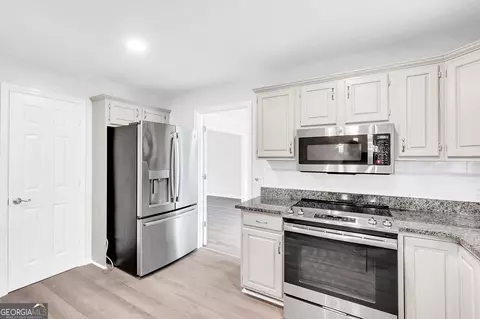 Kitchen - Undisclosed, Warner Robins, GA 31088 photo 6 of 10