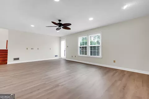 Living - Undisclosed, Warner Robins, GA 31088 photo 10 of 10