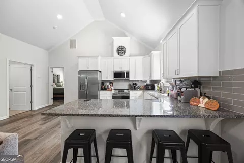 Kitchen - 388 Sunset Dr, Statham, GA 30666 photo 2 of 4
