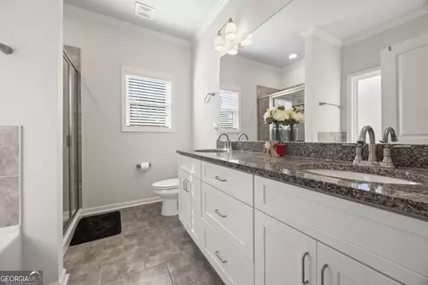 Bath - 388 Sunset Dr, Statham, GA 30666 photo 1 of 6