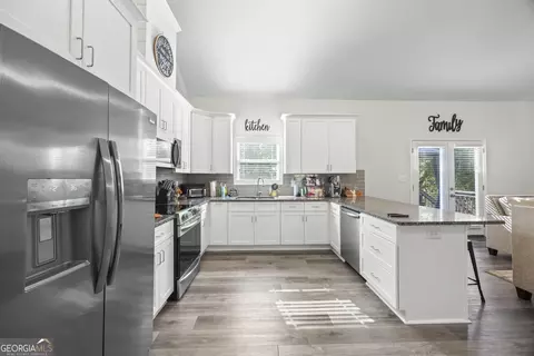 Kitchen - 388 Sunset Dr, Statham, GA 30666 photo 1 of 4