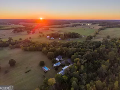 235 Glades Rd, Eatonton, GA 31024