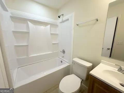 Bath - 99 Brookhaven Cir, Warner Robins, GA 31093 photo 4 of 4