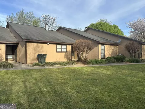 Exterior - 99 Brookhaven Cir, Warner Robins, GA 31093 photo 2 of 6