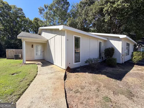 Exterior - 99 Brookhaven Cir, Warner Robins, GA 31093 photo 4 of 6