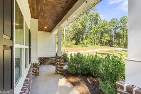 Exterior - 1604 English Rd, Forsyth, GA 31029 photo 5 of 7