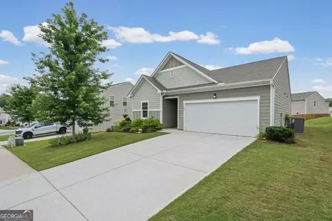 77 Shepard Dr, Dawsonville, GA 30534